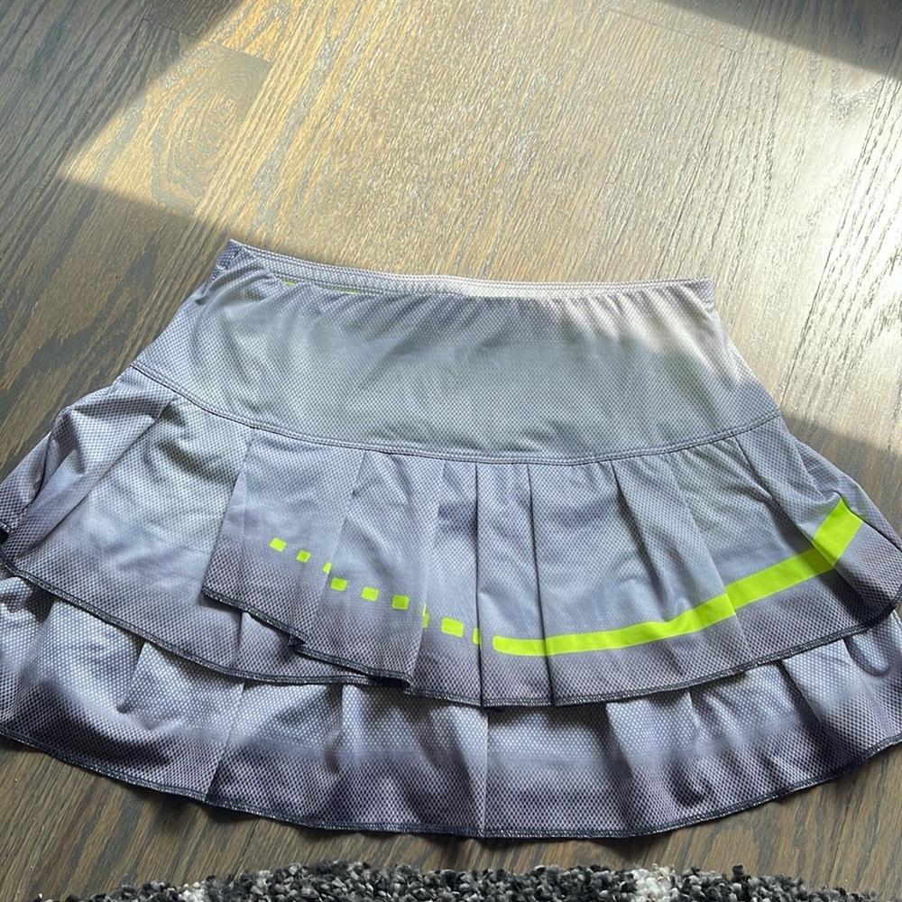 Womenβs Lucky In Love Pleated Tennis Skirt Grey/Neon Yellow Size S (4-6)